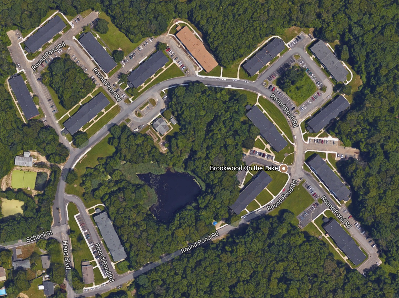 Brookwood on the Lake Apartments